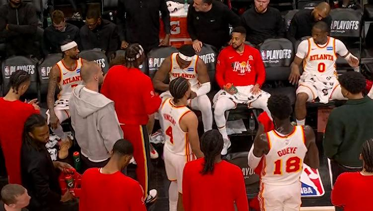 华体会体育官网-季后赛首个2-2！库明加哑火，老鹰不敌尼克斯，凯尔特人成大赢家